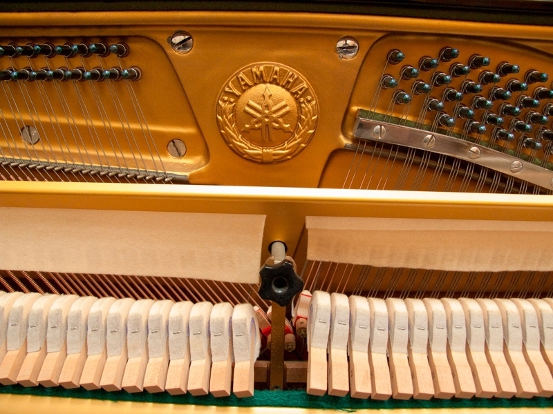 Yamaha U3H