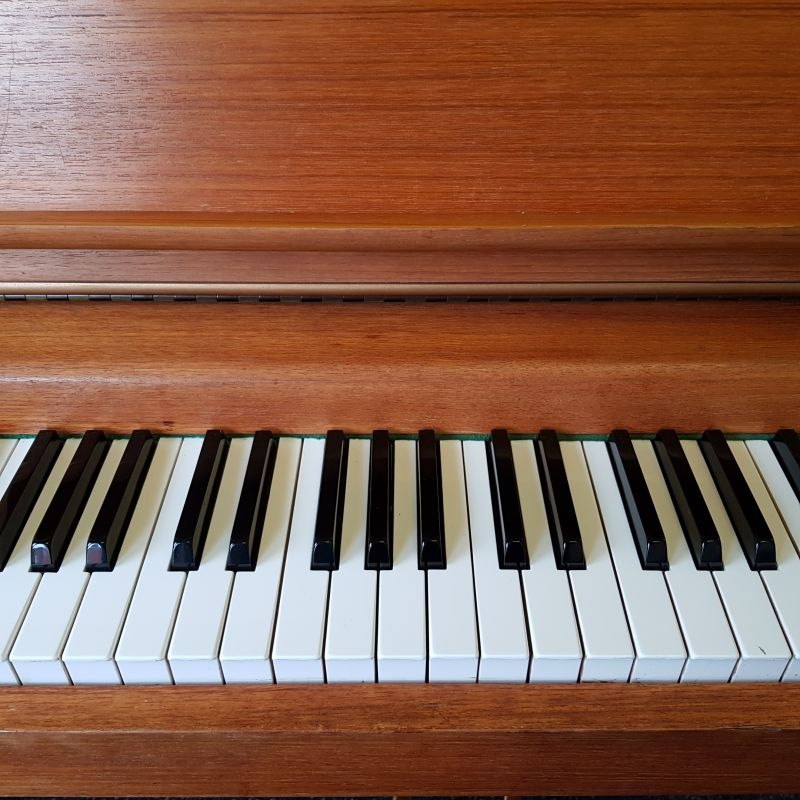 Challen 988 upright Piano – Gallery image – Roberts Pianos Oxford