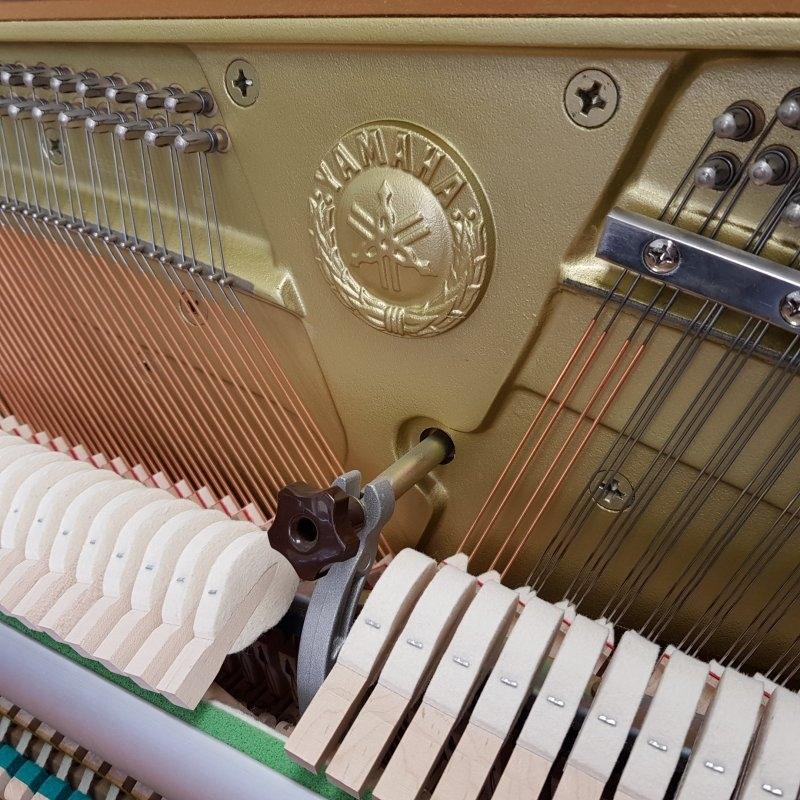 Yamaha P112 NTS upright Piano in Cherry satin – Gallery image – Roberts Pianos Oxford
