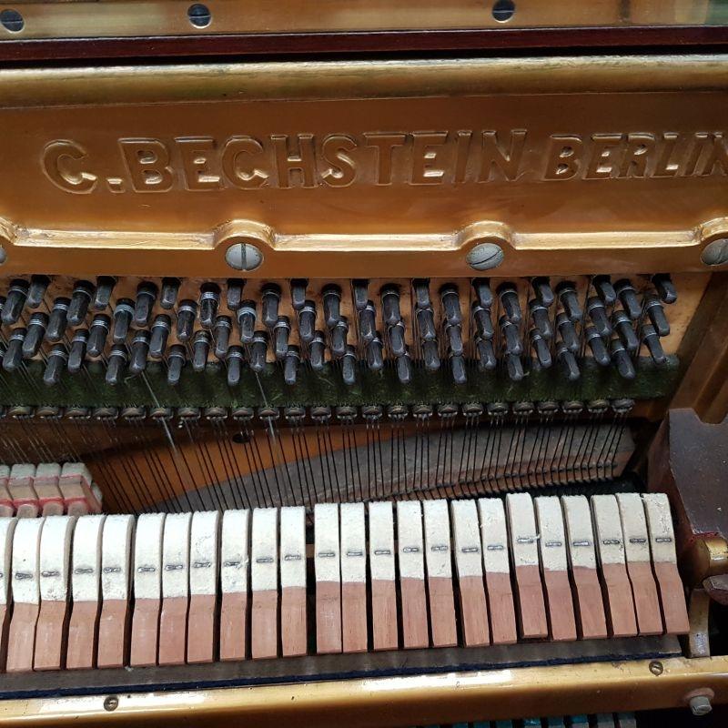 Bechstein 8 upright Piano in rosewood – Gallery image – Roberts Pianos Oxford