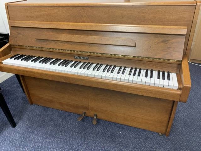 Knight K6 (20) upright Piano in walnut satin – Inventory thumbnail – Roberts Pianos Oxford