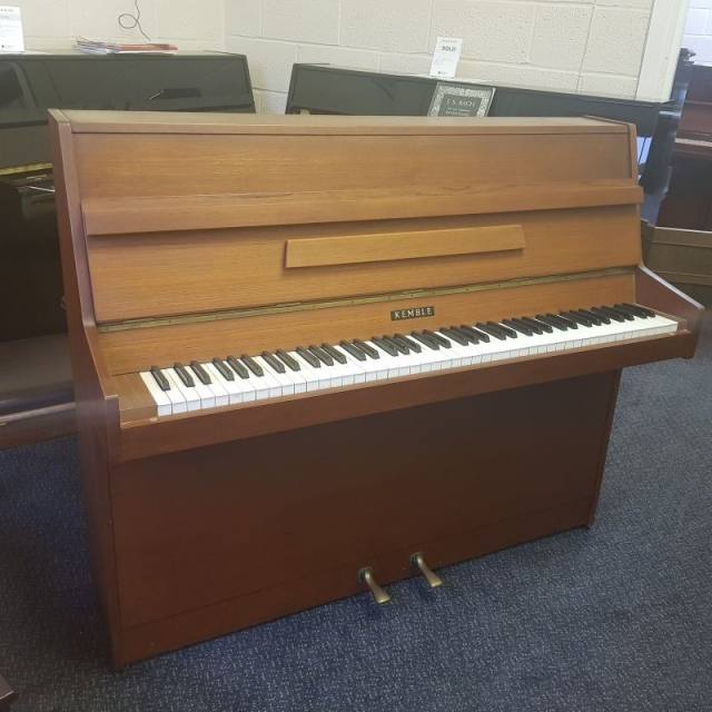 Kemble Compact upright Piano in medium mahogany – Inventory thumbnail – Roberts Pianos Oxford