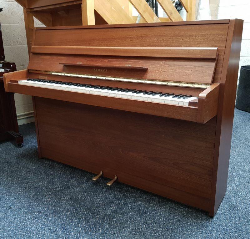 Yamaha upright Piano in Mahogany – Featured image – Roberts Pianos Oxford