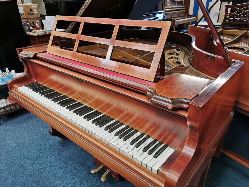 Piano detail
