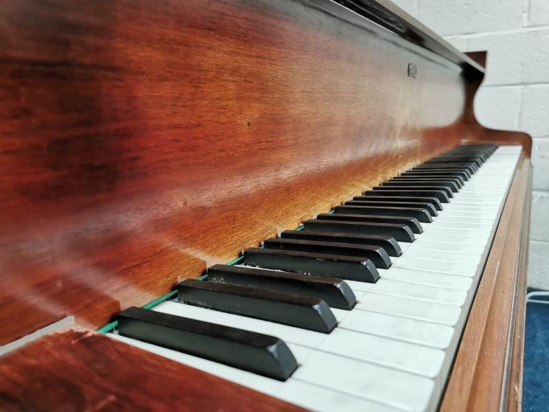 Richard Lipp 154cm grand Piano in Rosewood – Gallery image – Roberts Pianos Oxford