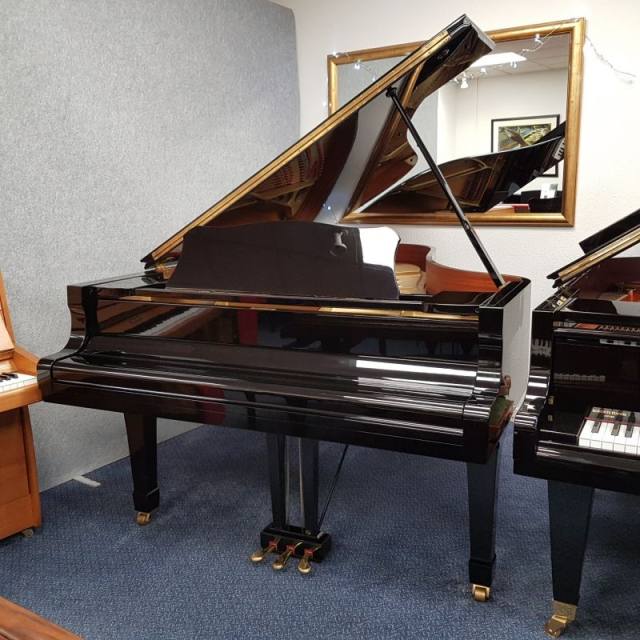 Yamaha C7 grand Piano in bright black – Inventory thumbnail – Roberts Pianos Oxford