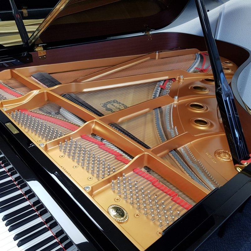 Yamaha S6