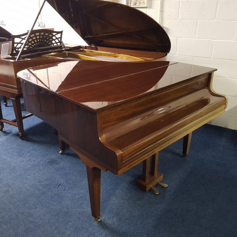 Kemble 141 grand Piano in mahogany – Gallery image – Roberts Pianos Oxford