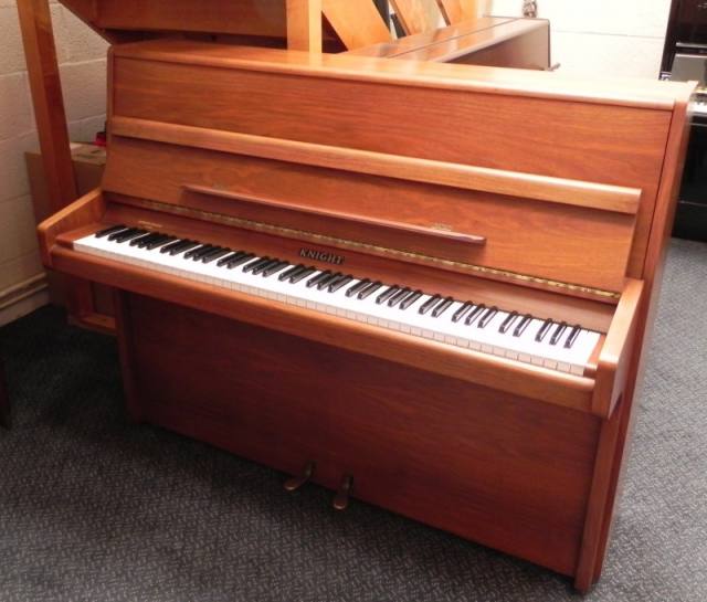 Knight upright Piano in Mahogany – Inventory thumbnail – Roberts Pianos Oxford