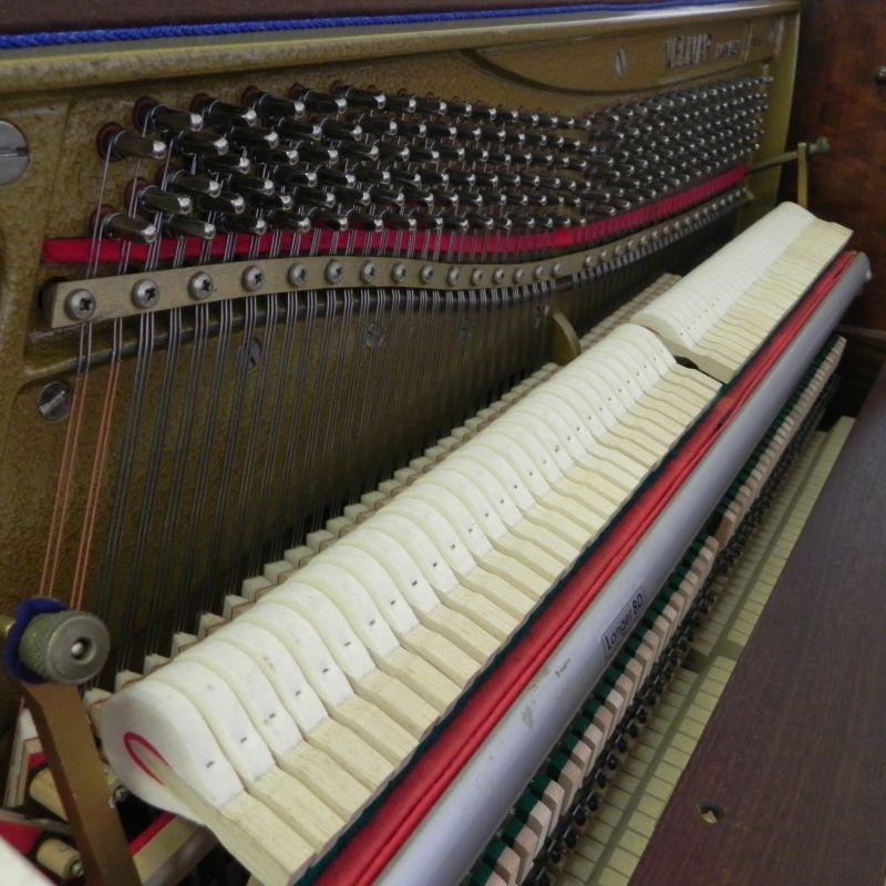 Welmar A4 upright Piano in Mahogany – Gallery image – Roberts Pianos Oxford