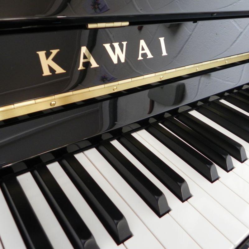 Kawai K-500 upright Piano in Black – Gallery image – Roberts Pianos Oxford