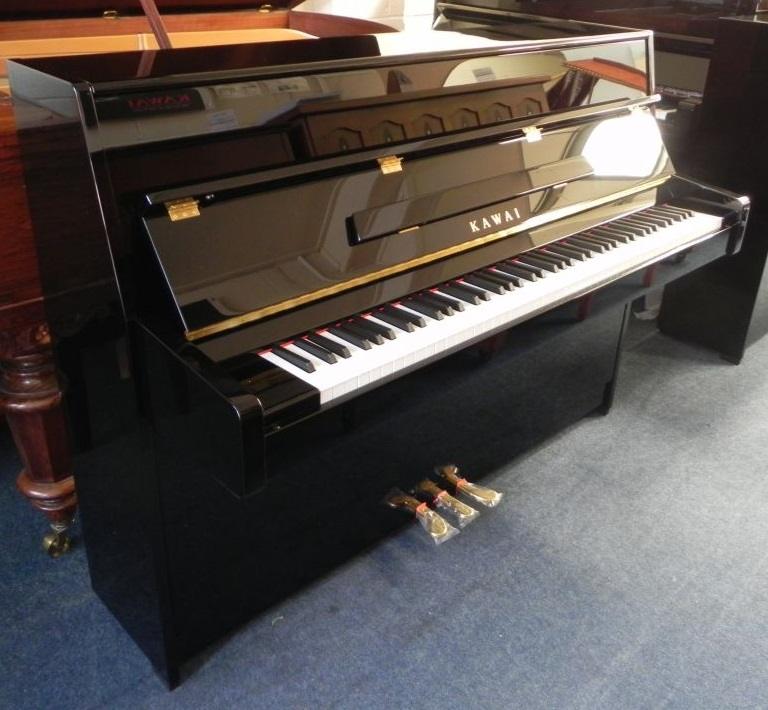 Kawai K-15E upright Piano in ebony polish – Gallery image – Roberts Pianos Oxford