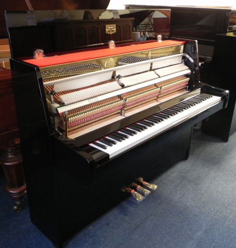 Kawai K-15E