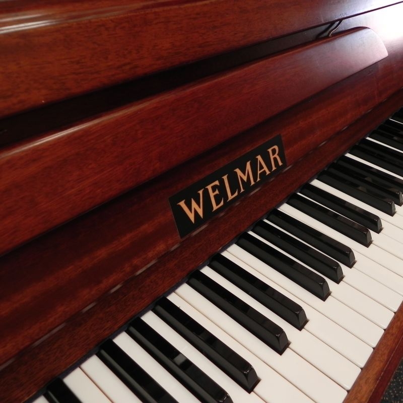 Welmar upright Piano in Mahogany – Gallery image – Roberts Pianos Oxford