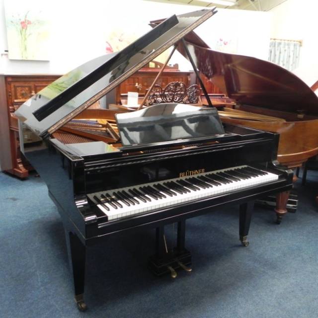 Bluthner Style VIII grand Piano in bright black – Inventory thumbnail – Roberts Pianos Oxford