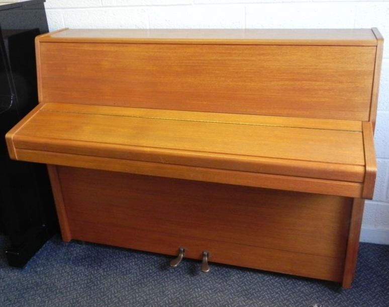 Knight K6 upright Piano in Teak – Gallery image – Roberts Pianos Oxford