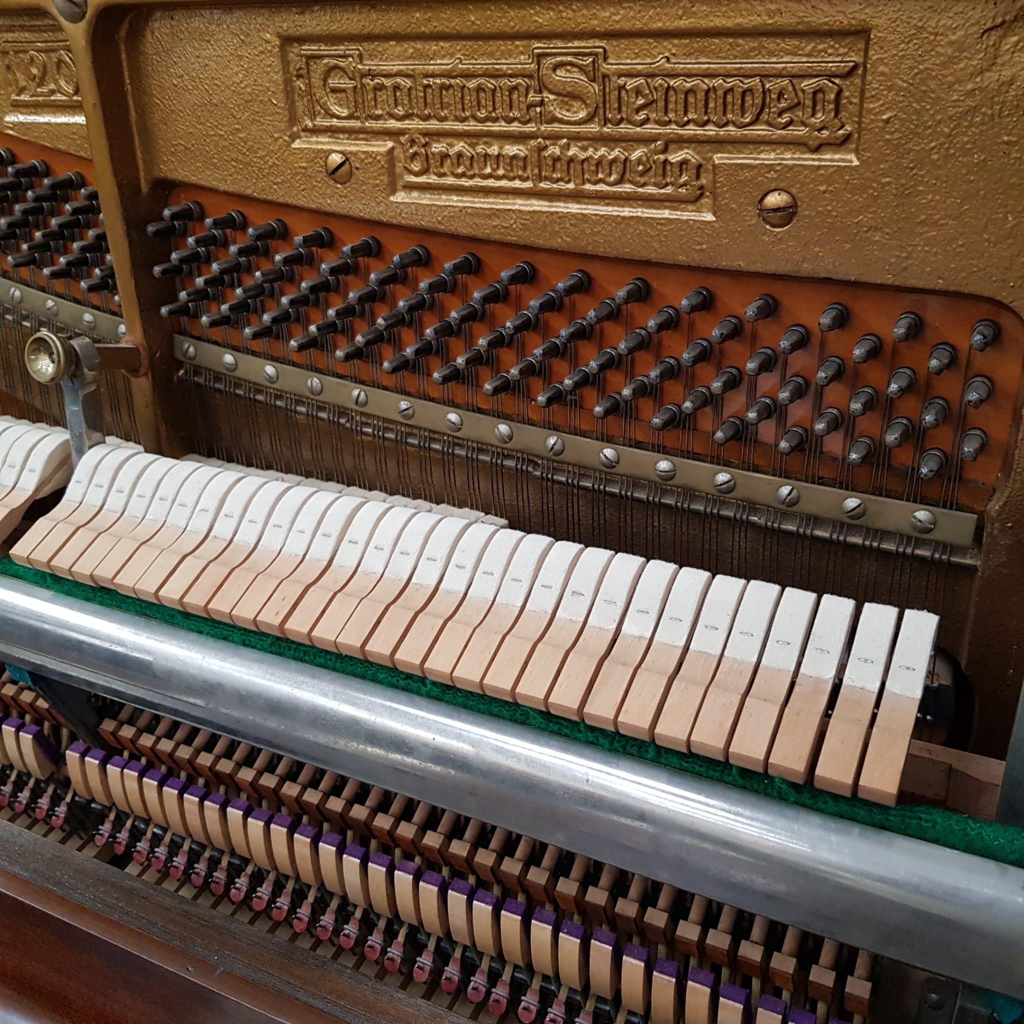 Grotrian Steinweg 120