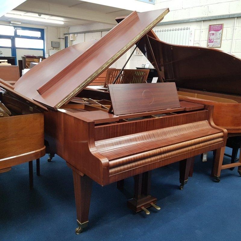Bosendorfer 200 grand Piano in mahogany – Gallery image – Roberts Pianos Oxford