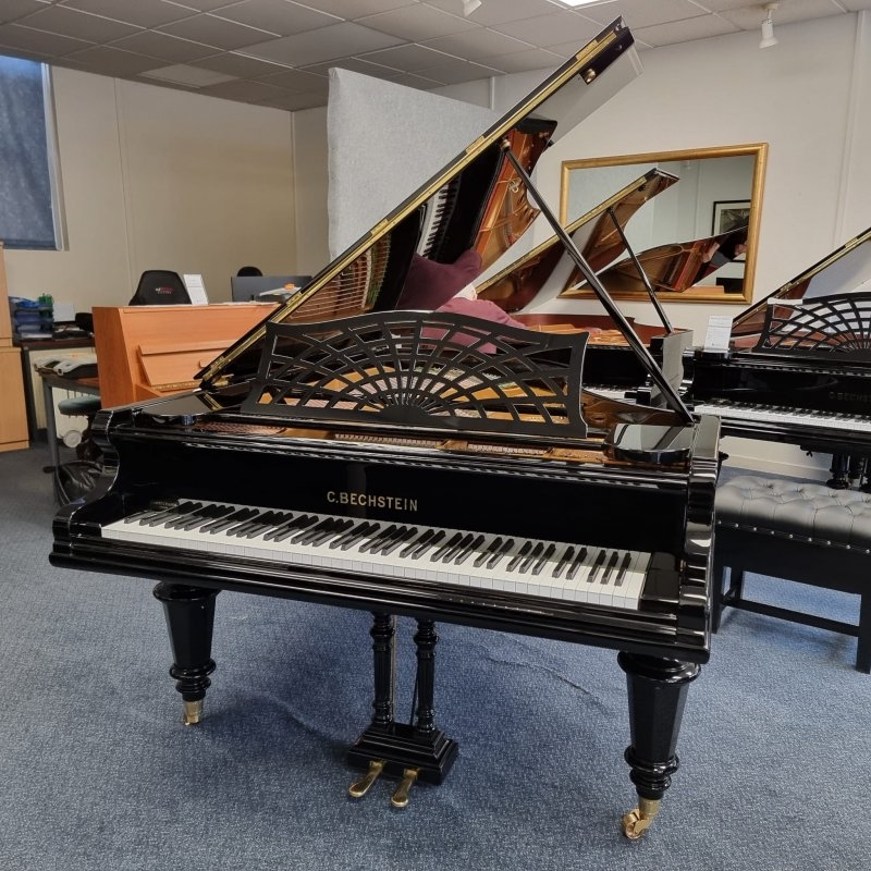Bechstein Model V