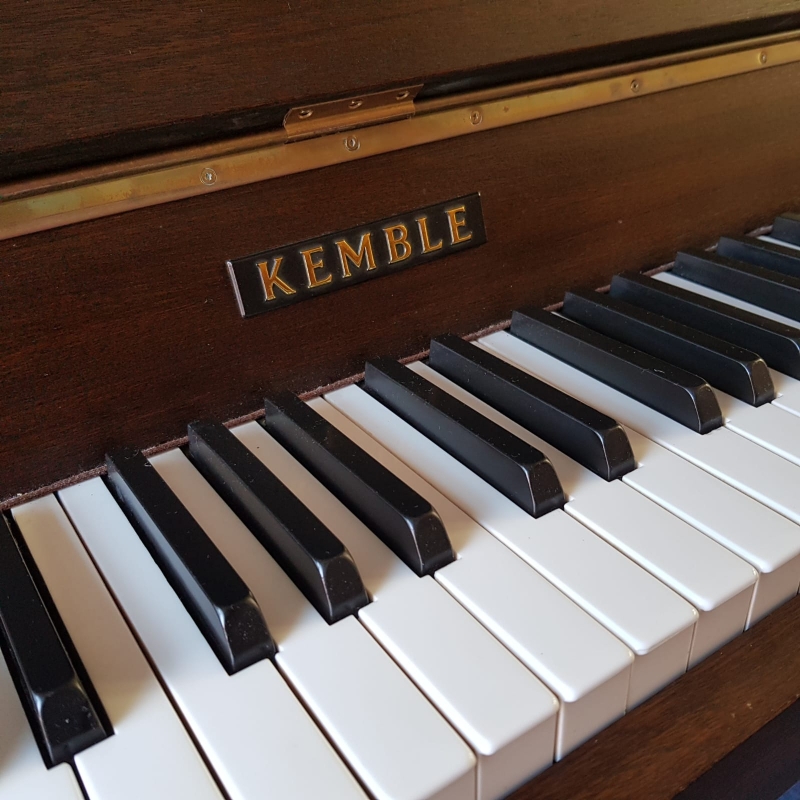 Kemble upright Piano in mahogany – Gallery image – Roberts Pianos Oxford