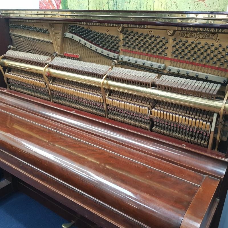 Steinway K upright Piano in mahogany – Gallery image – Roberts Pianos Oxford