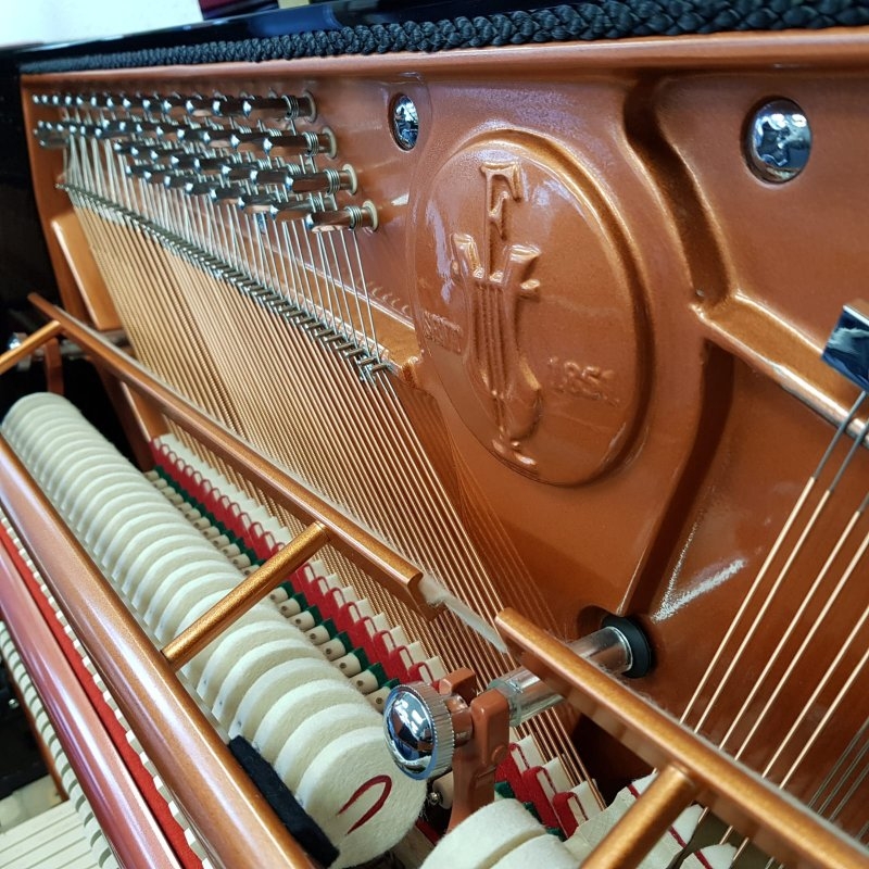 Feurich 122