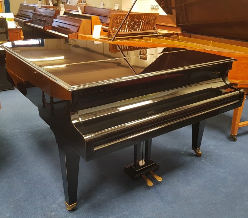 Bechstein model M