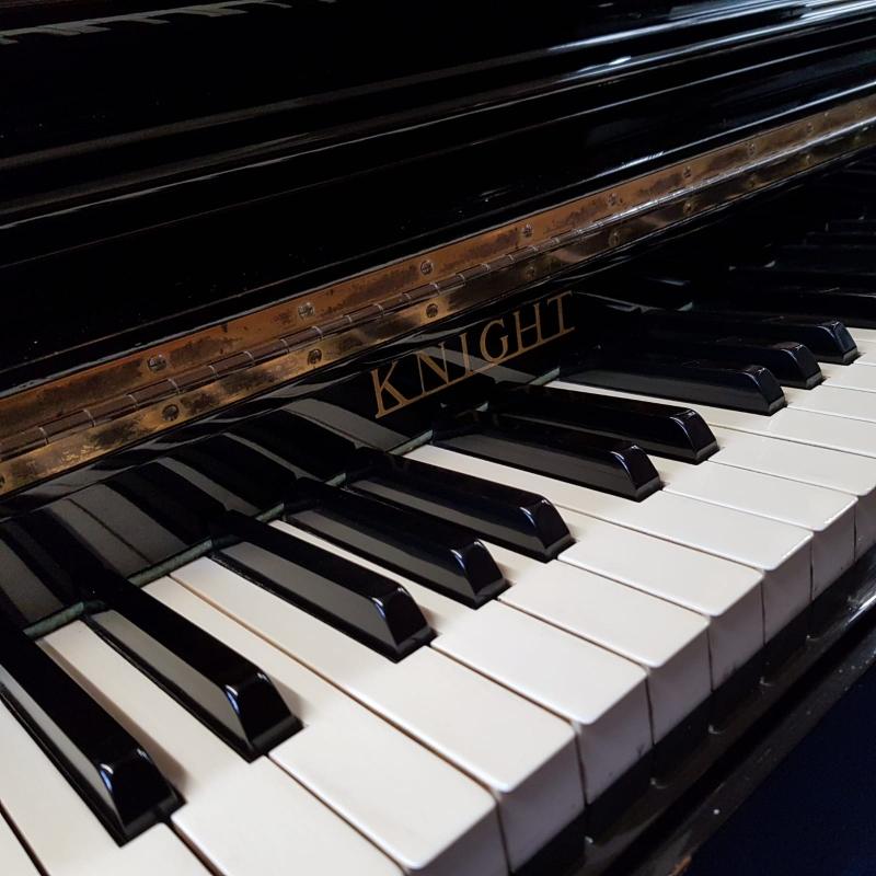 Knight K I5 upright Piano in black polyester – Gallery image – Roberts Pianos Oxford