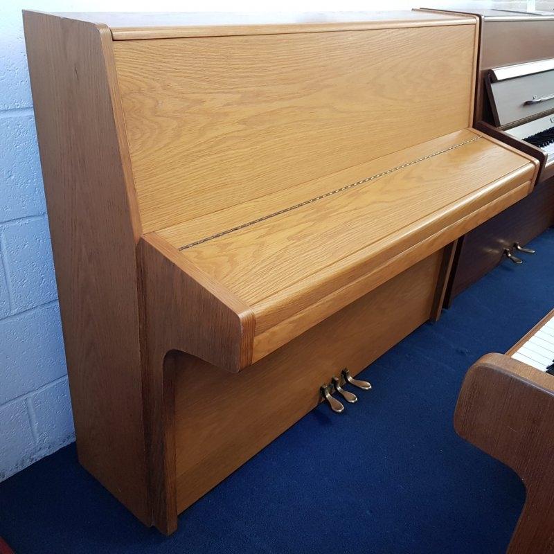Knight K10 3 pedal upright Piano in light oak – Gallery image – Roberts Pianos Oxford