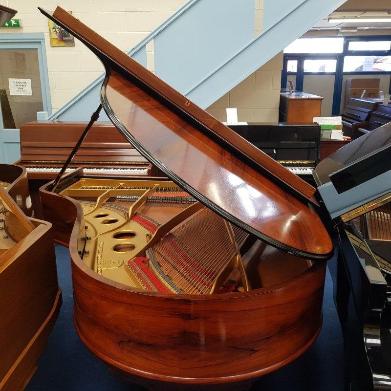 Steinway Model O grand Piano in rosewood – Gallery image – Roberts Pianos Oxford