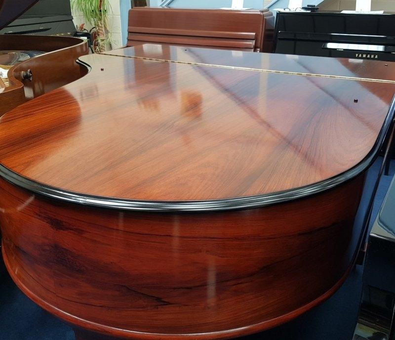 Steinway Model O grand Piano in rosewood – Gallery image – Roberts Pianos Oxford