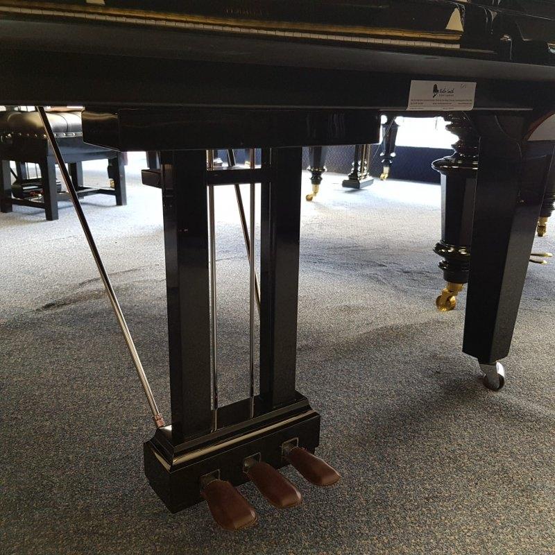 Feurich F179 Dynamic II grand Piano in Black – Gallery image – Roberts Pianos Oxford