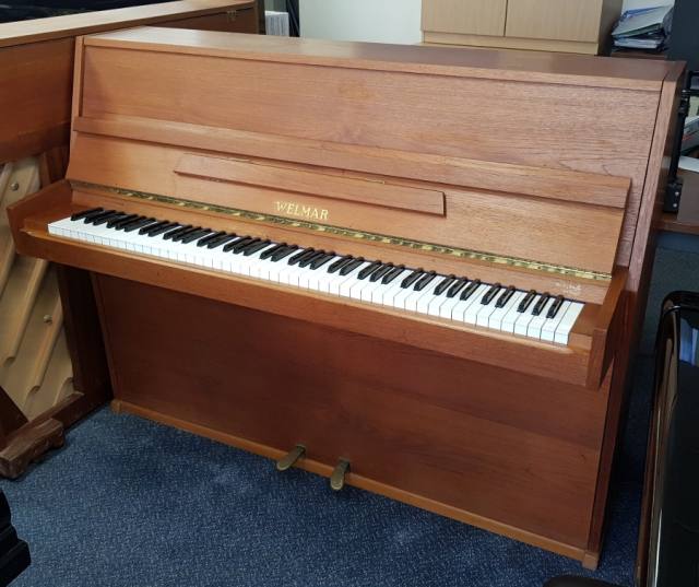 Welmar upright Piano in mahogany – Inventory thumbnail – Roberts Pianos Oxford