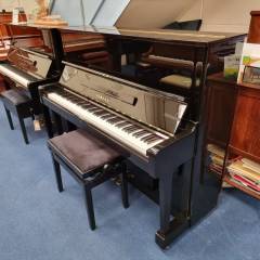 Yamaha U1H upright Piano in Black – Inventory thumbnail – Roberts Pianos Oxford