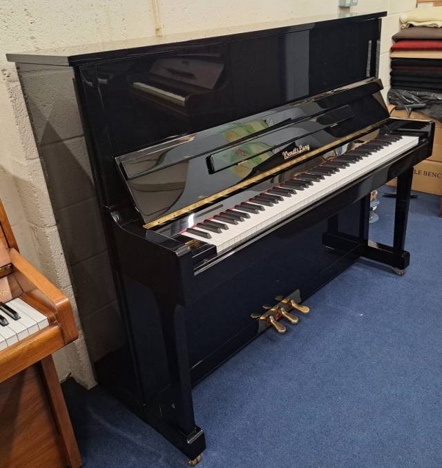 Wendl & Lung (Feurich) 122 upright Piano in black – Inventory thumbnail – Roberts Pianos Oxford