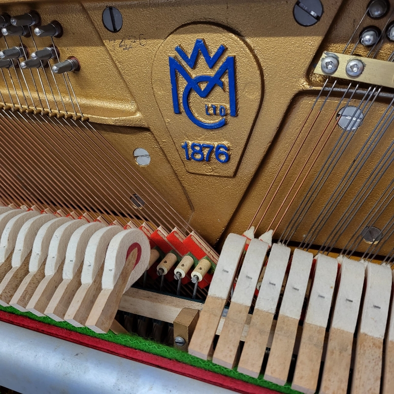 Welmar upright Piano in mahogany – Gallery image – Roberts Pianos Oxford