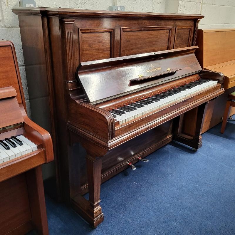 Steinway upright Piano in rosewood – Gallery image – Roberts Pianos Oxford