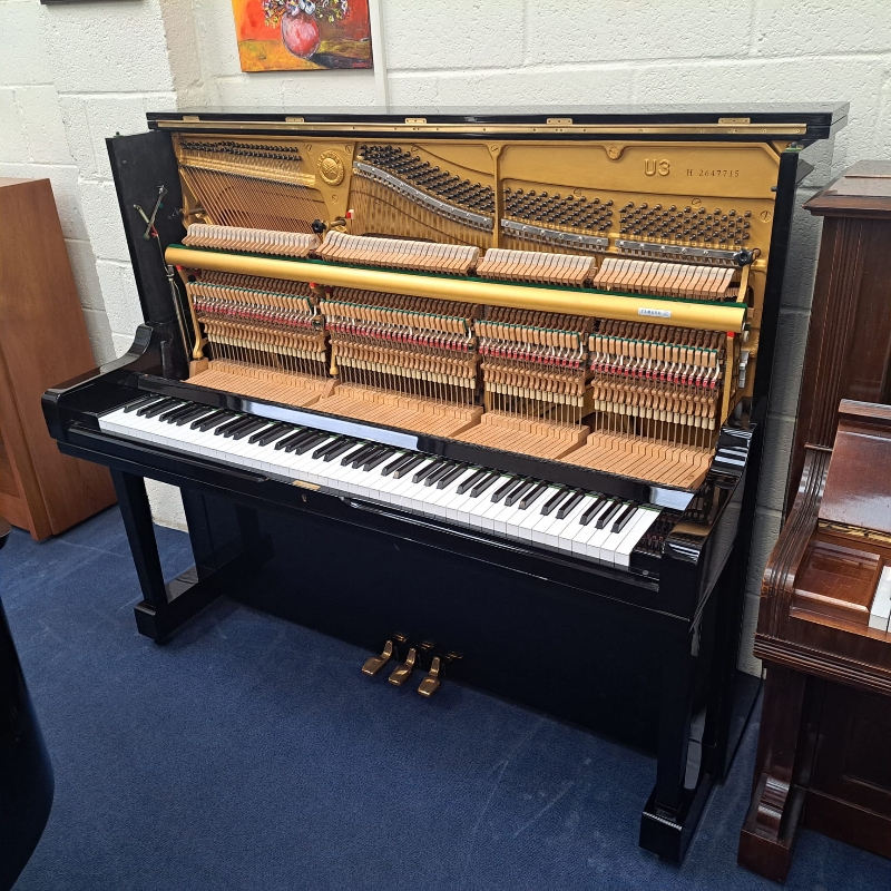 Yamaha U3H