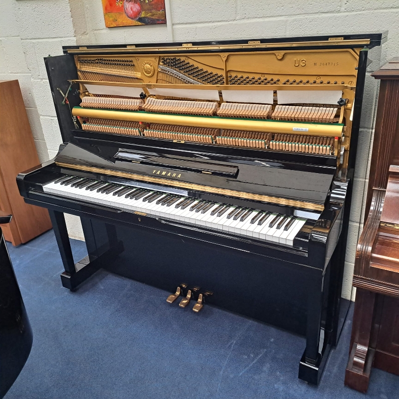 Yamaha U3H