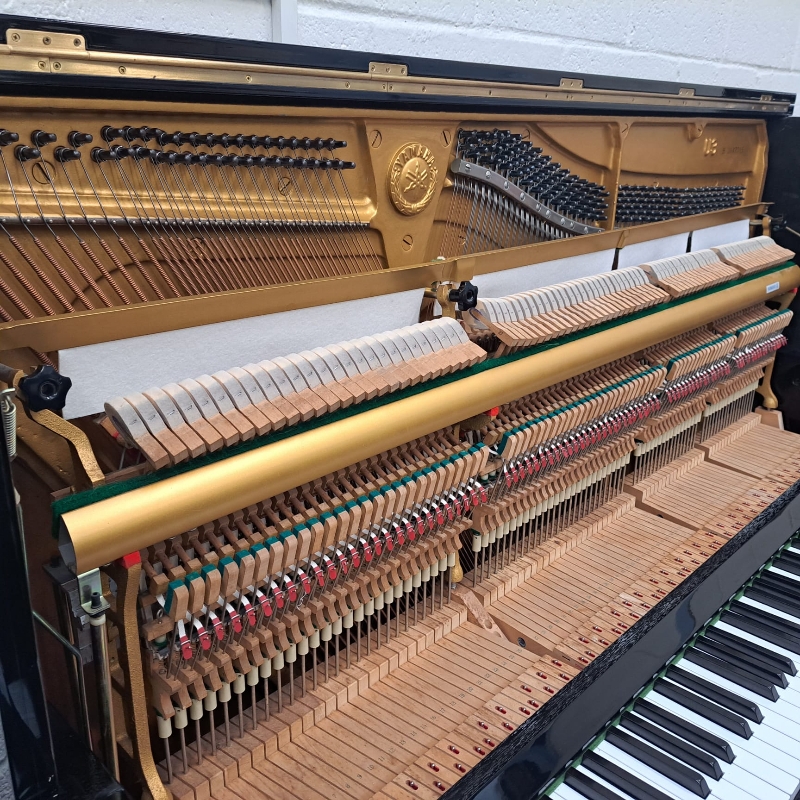Yamaha U3H