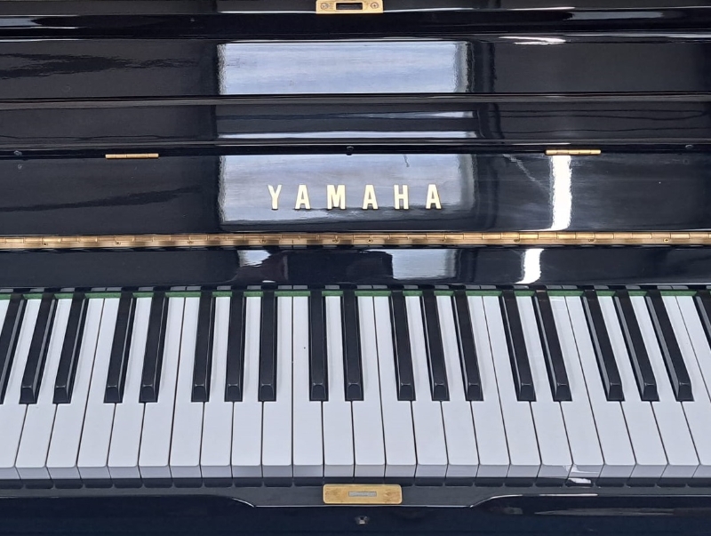 Yamaha U3H