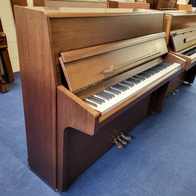 Knight upright Piano in mahogany – Inventory thumbnail – Roberts Pianos Oxford