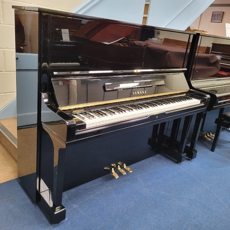 Yamaha U3G