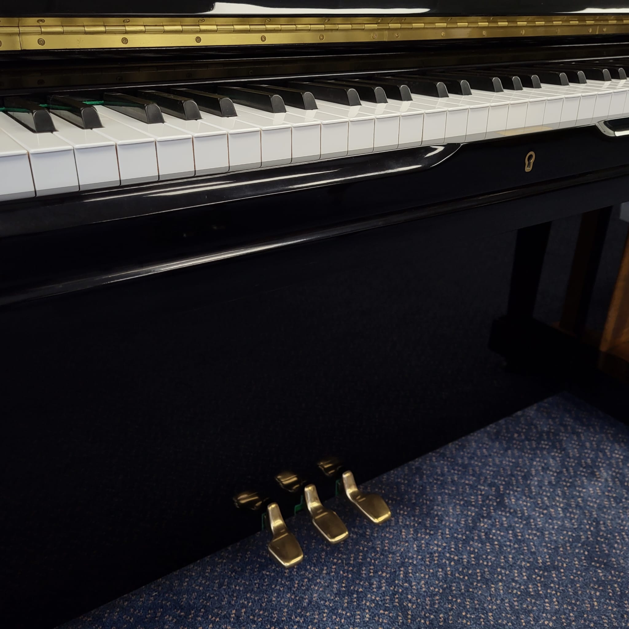 Yamaha U3H