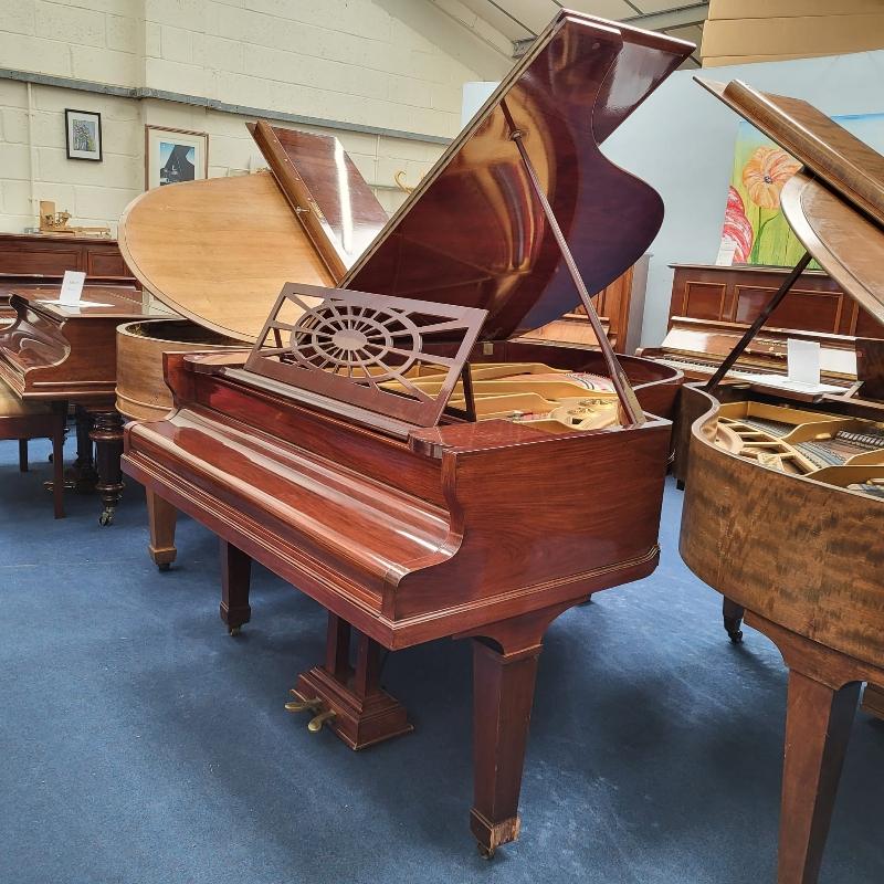 Richard Lipp grand Piano in rosewood – Gallery image – Roberts Pianos Oxford