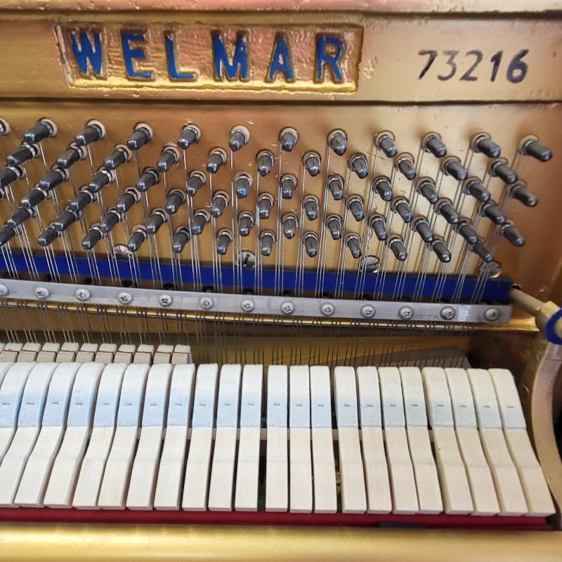 Welmar upright Piano in mahogany – Gallery image – Roberts Pianos Oxford