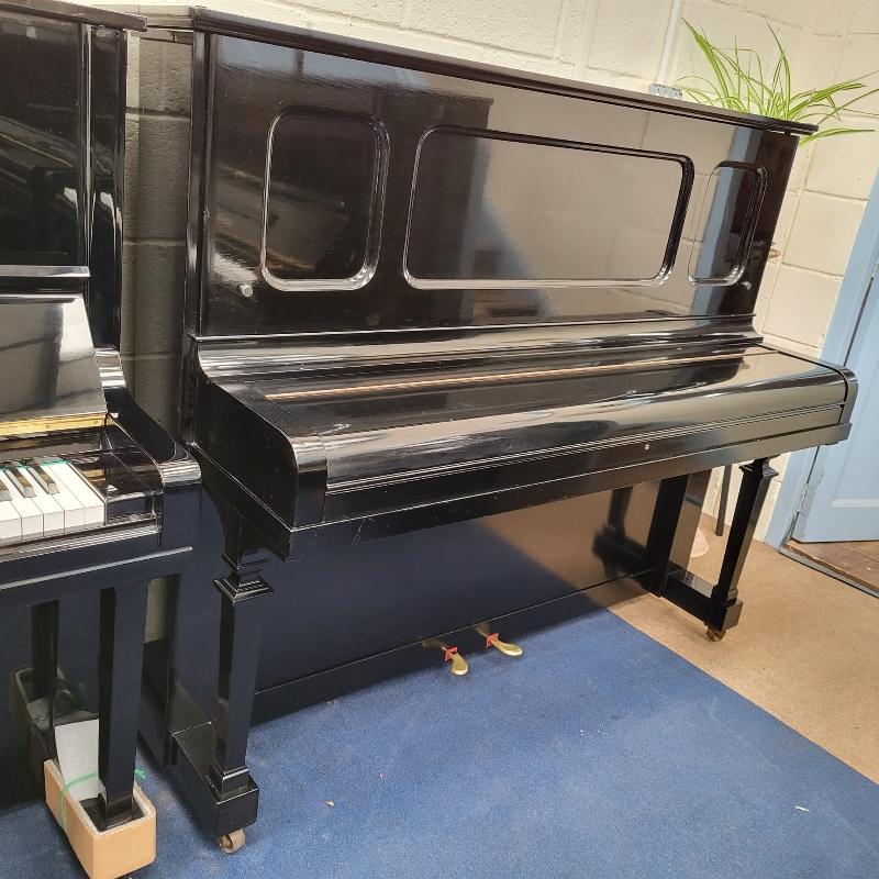 Steinway Model K upright Piano in Ebonised – Gallery image – Roberts Pianos Oxford