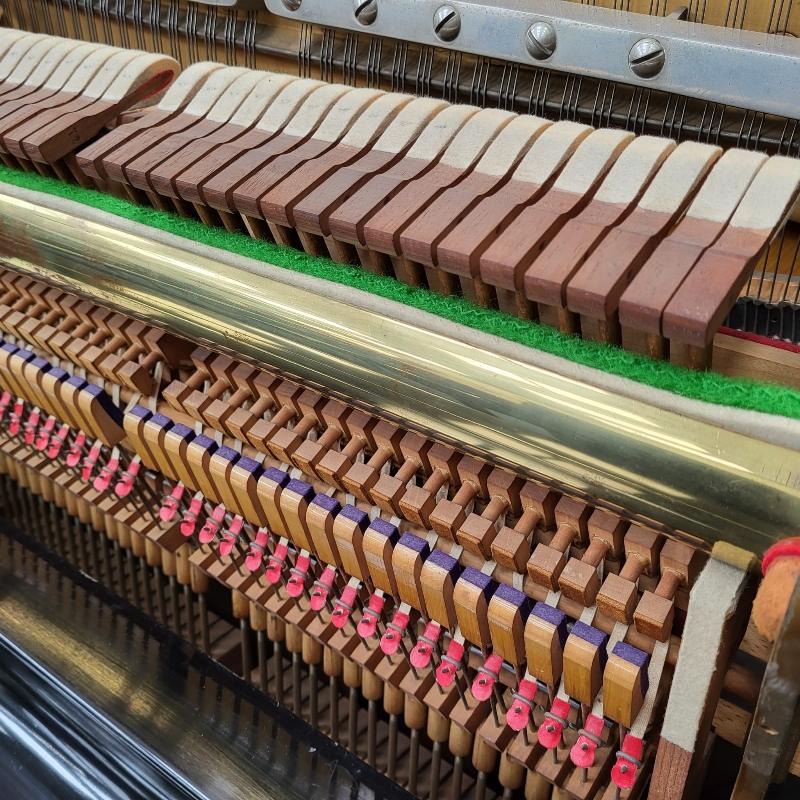 Steinway Model K upright Piano in Ebonised – Gallery image – Roberts Pianos Oxford