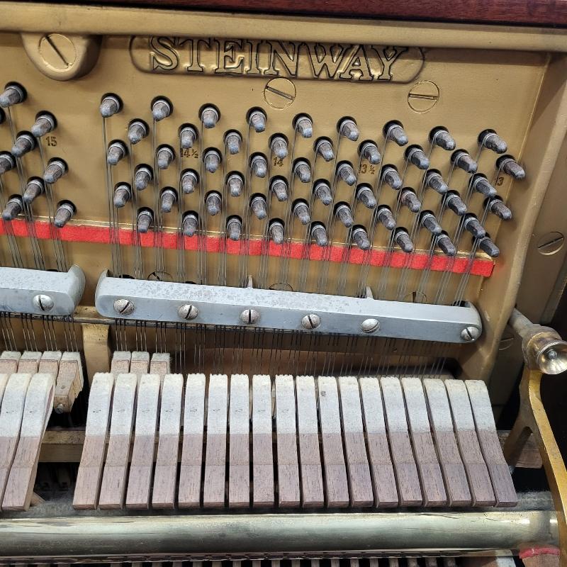 Steinway V upright Piano in mahogany – Gallery image – Roberts Pianos Oxford