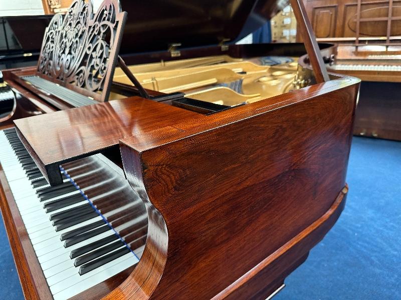 Bluthner style VII grand Piano in rosewood – Gallery image – Roberts Pianos Oxford